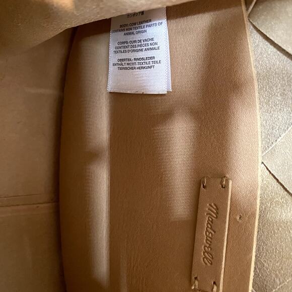 Madewell The Sydney Crossbody Bag: Woven Leather Edition in Desert Dune - Picture 7 of 9